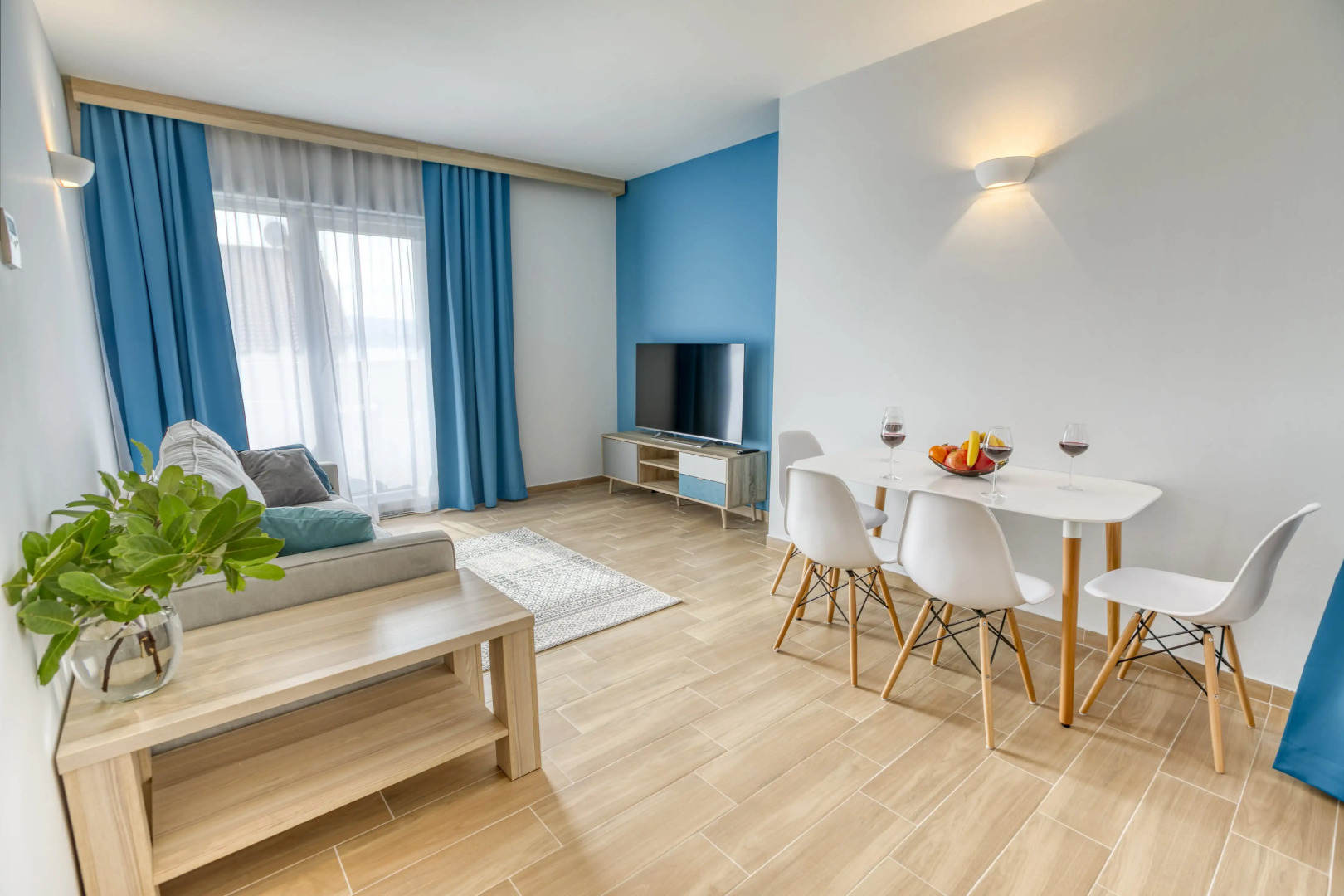 Отель Villa MiraMar