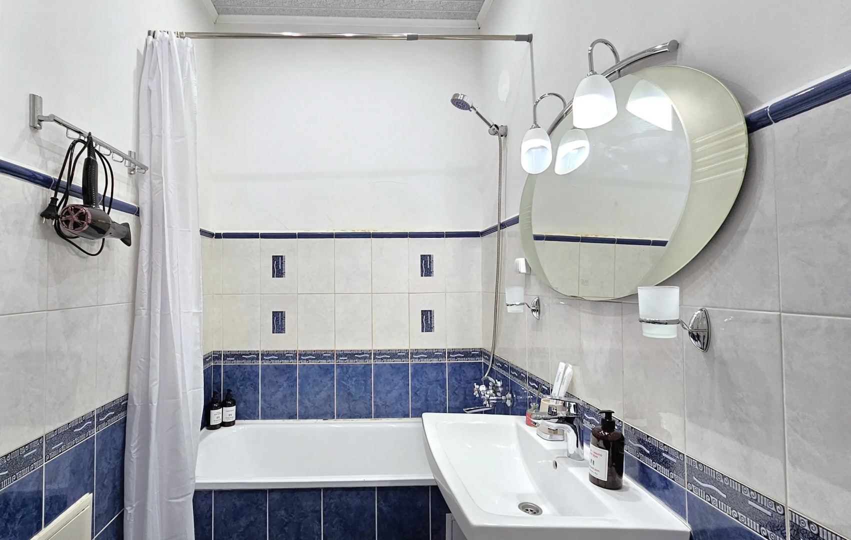 2-комн. Апартаменты в самом центре города (Цветной бульвар)