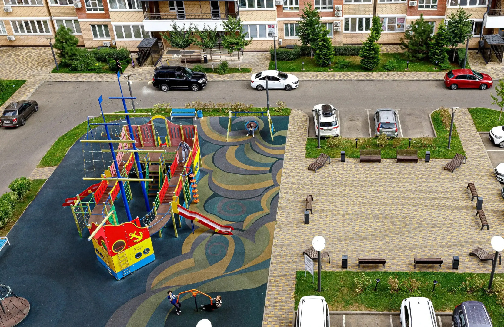 Квартира Двухкомнатная LikeHome Олива рядом с парком Галицкого