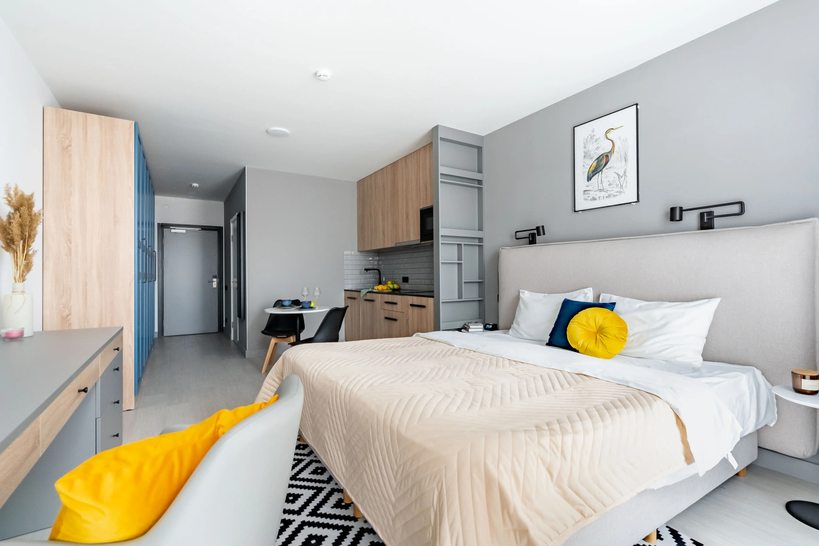 Апартаменты Sova Yard View Beige