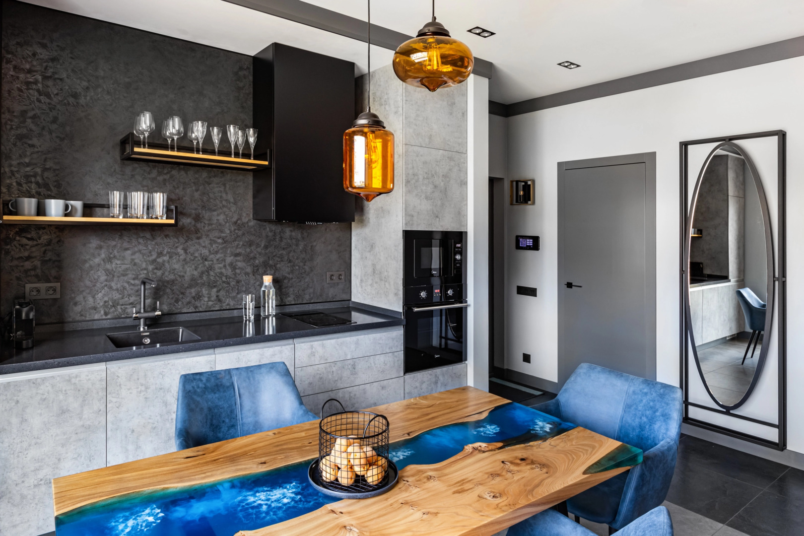 Апартаменты Leon Estate