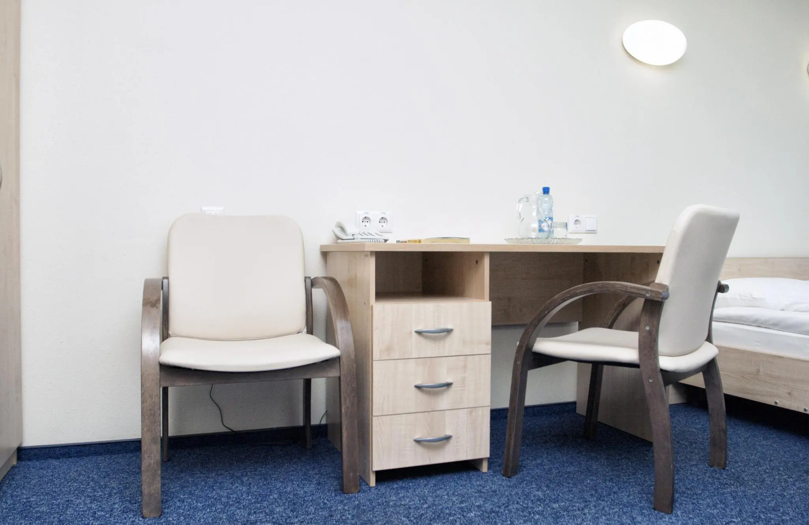 Отель Ист Тайм TGB