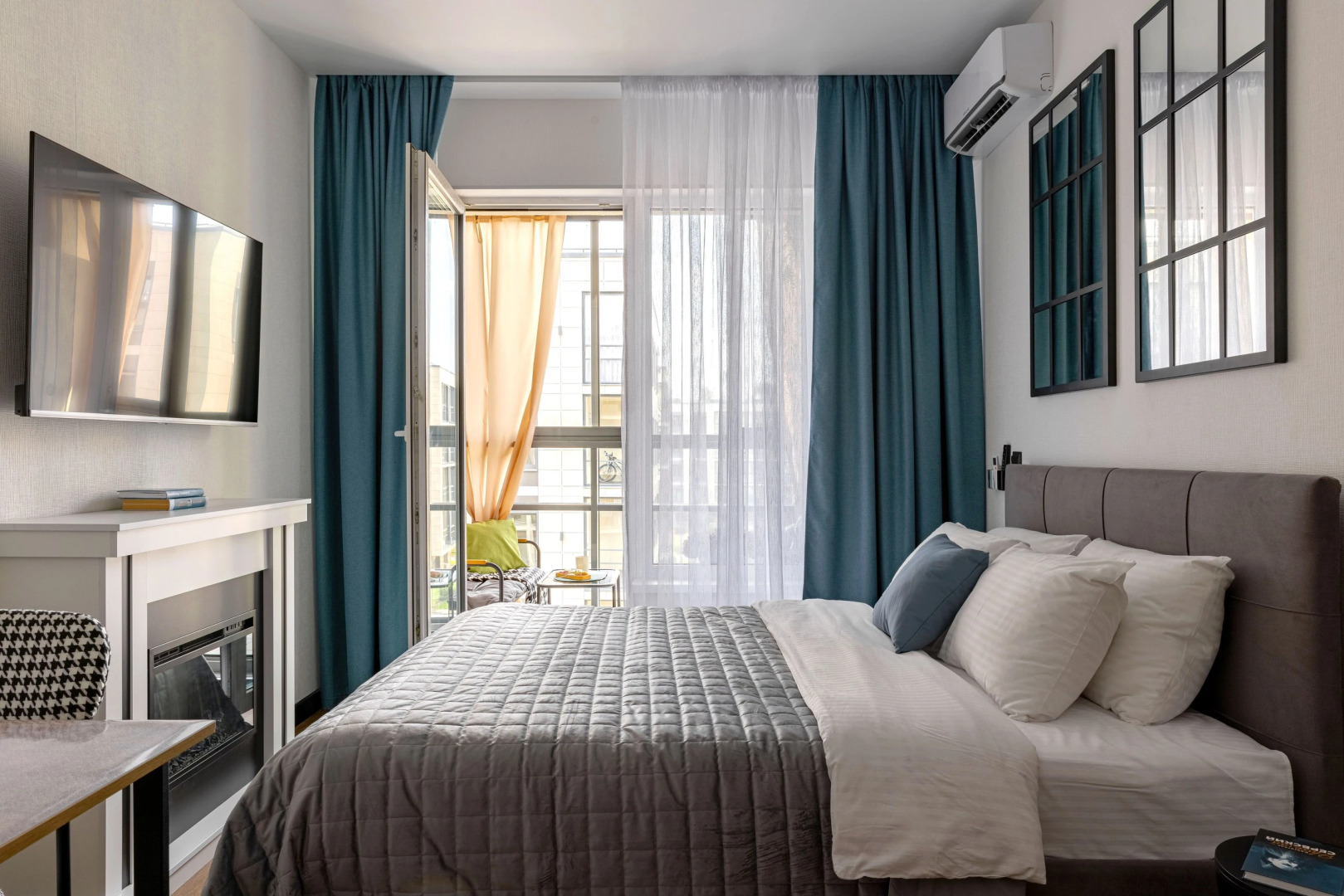 Апартаменты зеркальные в доме с бассейном в Сестрорецке