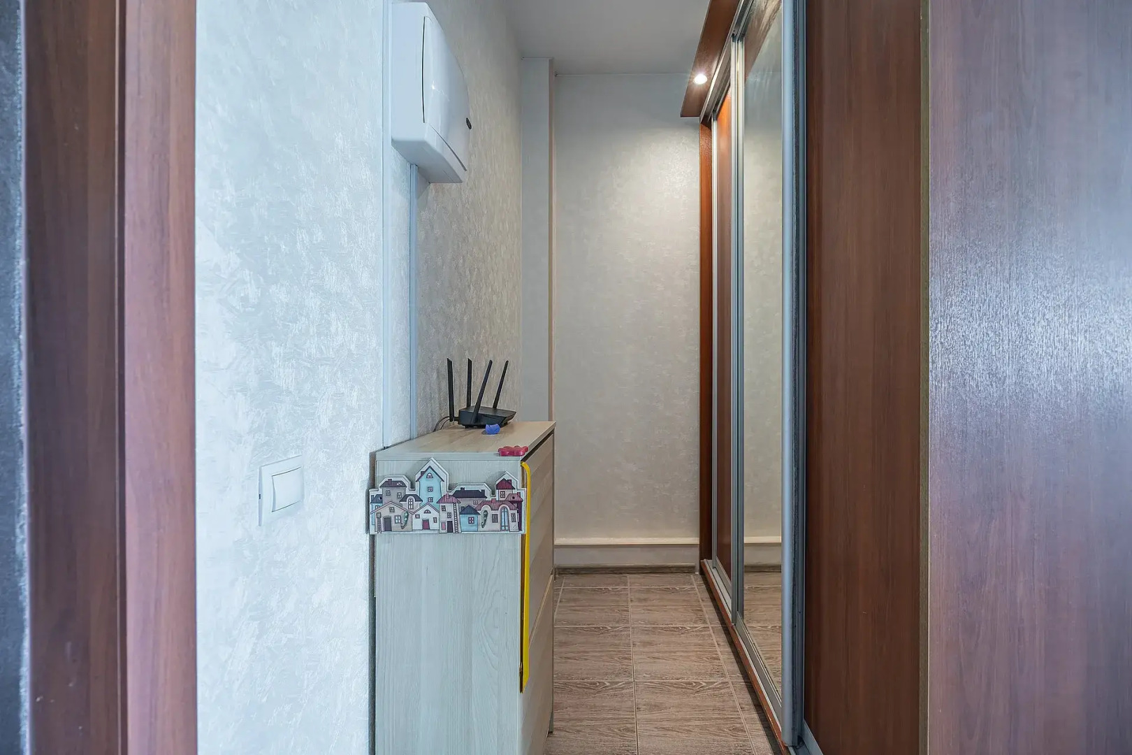 Квартира Студия с Огромной Парковочной зоной в 10 Мин.езды от Центра