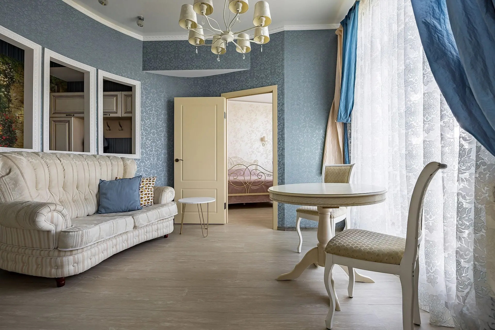 Апартаменты Сутки-Дом - Кремль