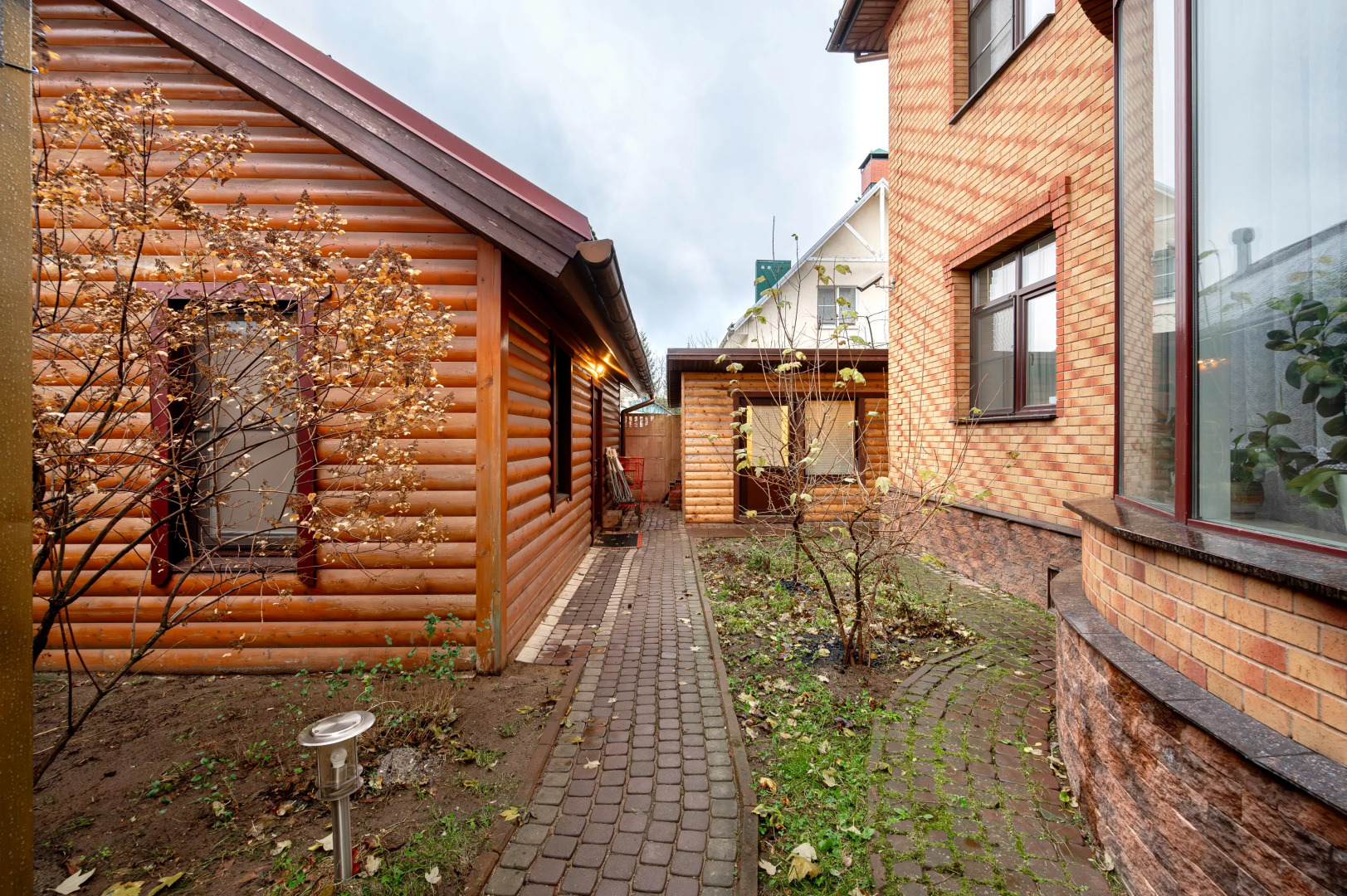 Гостевой дом Уютный с большой беседкой и классной баней