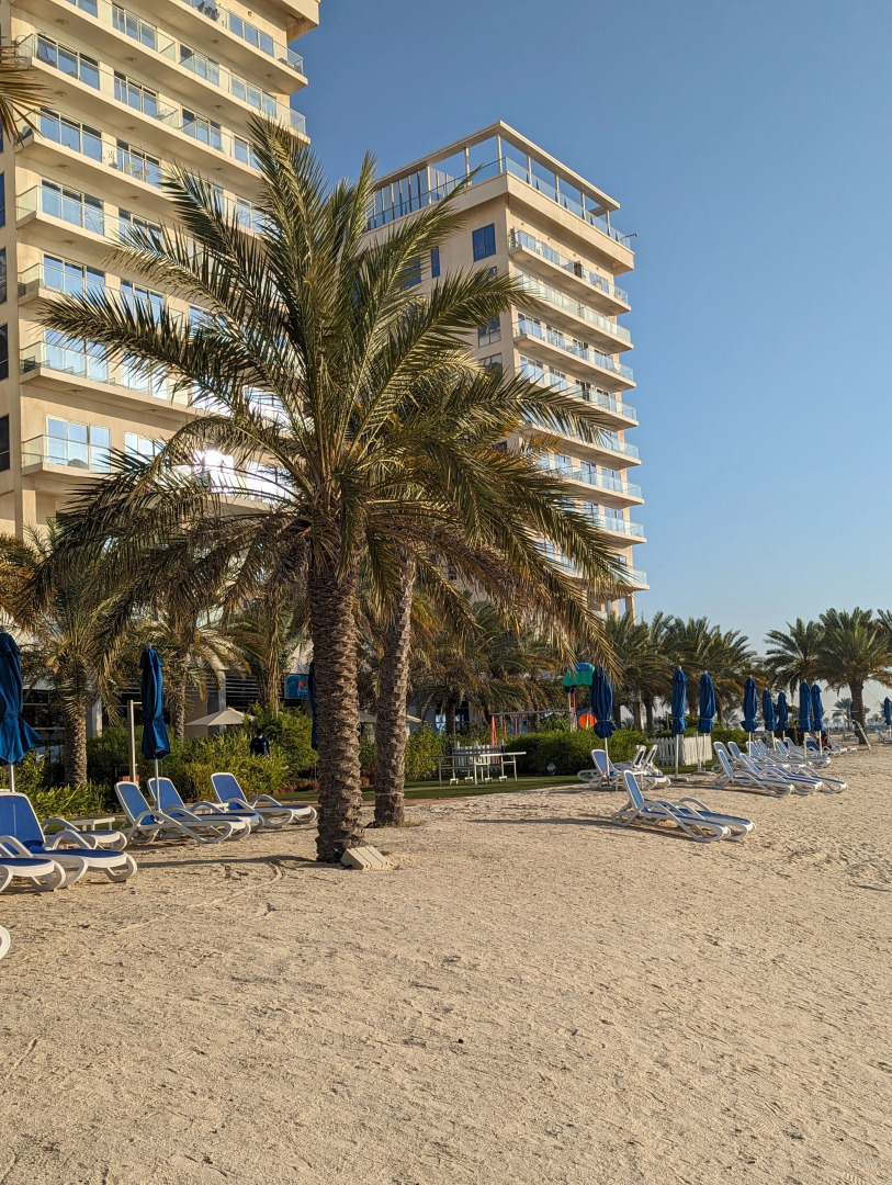 Апартаменты Luxurious Beachfront Marjan Island for Comfortable Stay