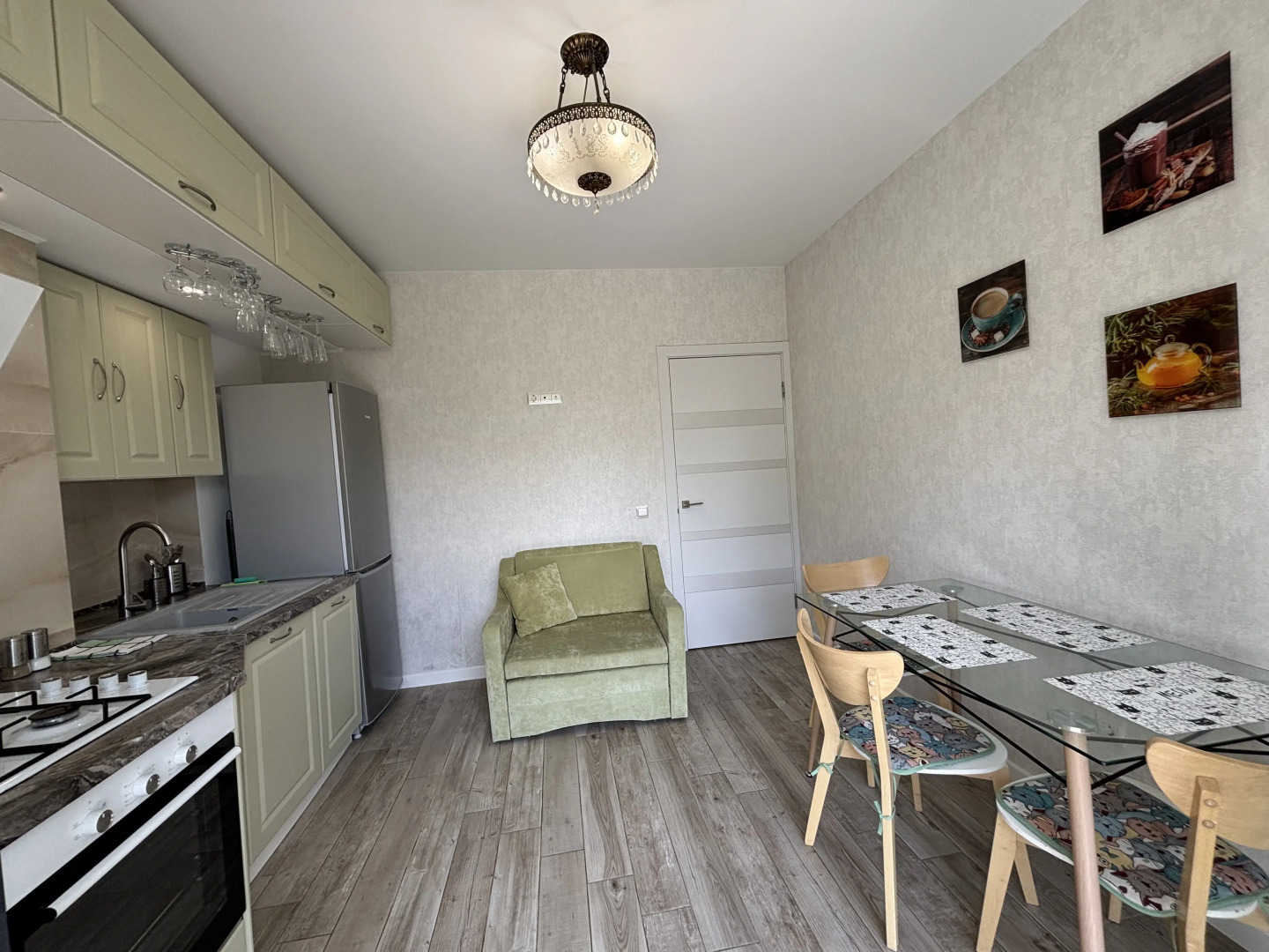 Квартира с видом на лес и пением птиц