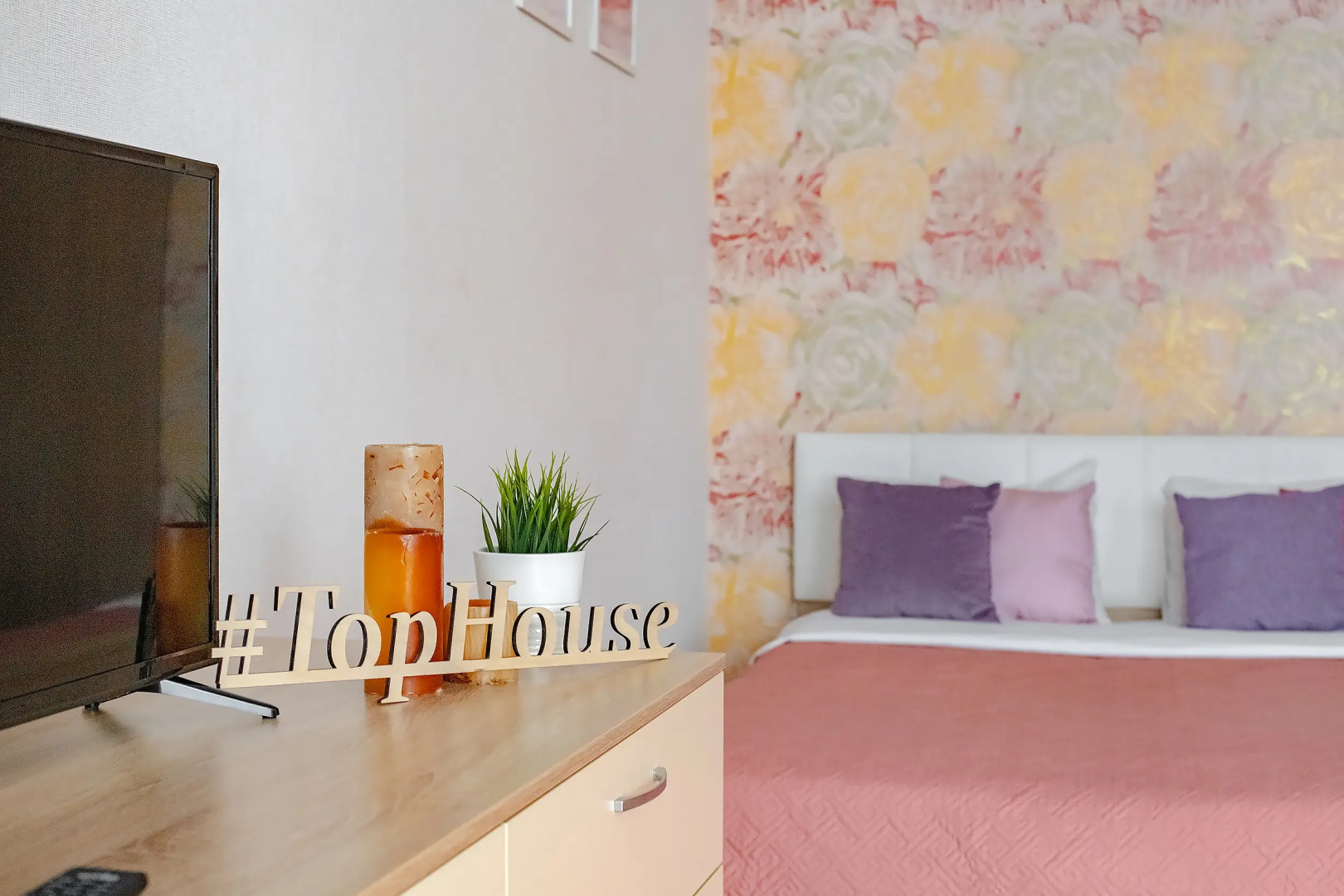 Апартаменты TopHouse на Можжевеловой 18, 12 этаж