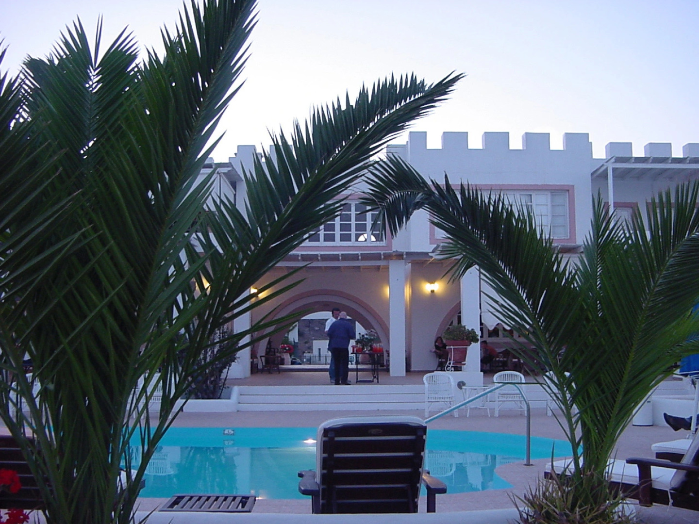 Отель Porto Scoutari Romantic Hotel & Suites