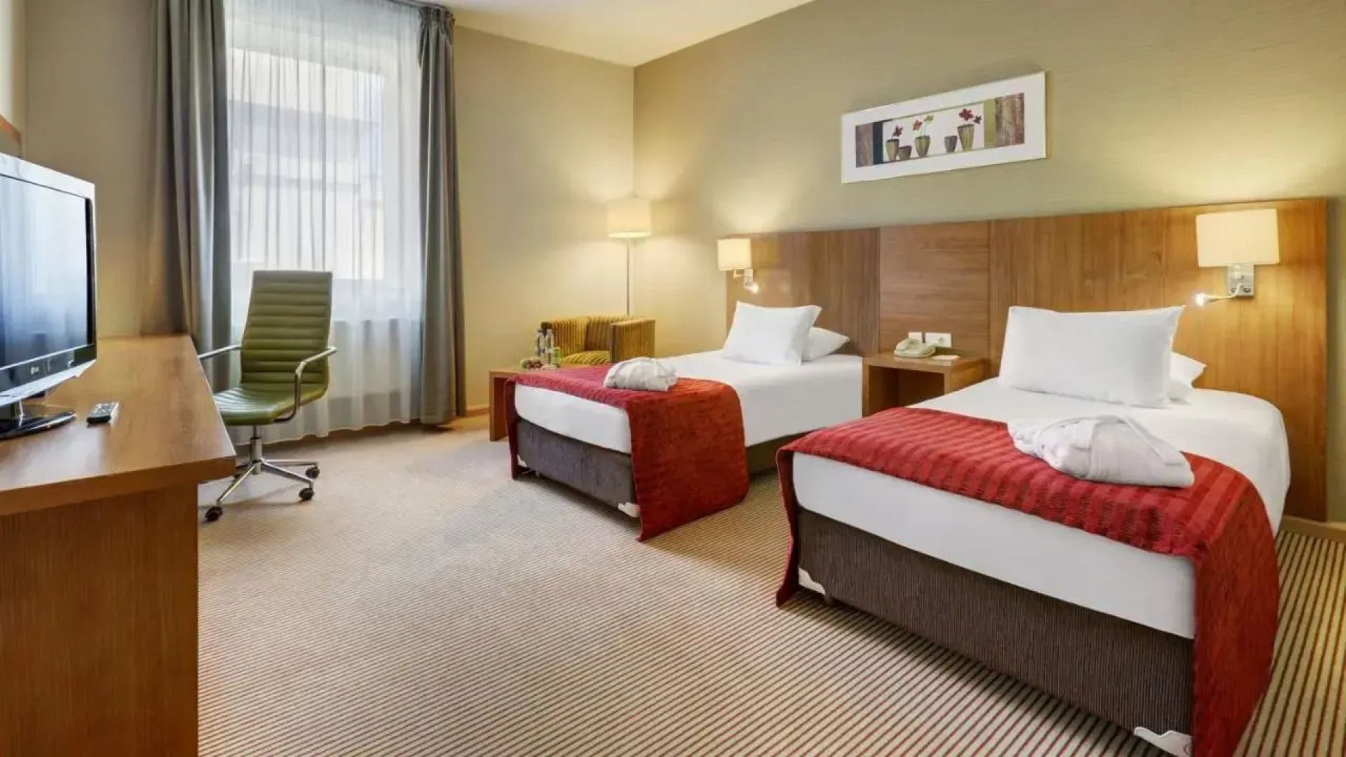 Отель Сущевский Сафмар (бывший Холидей Инн Москва Сущевский)