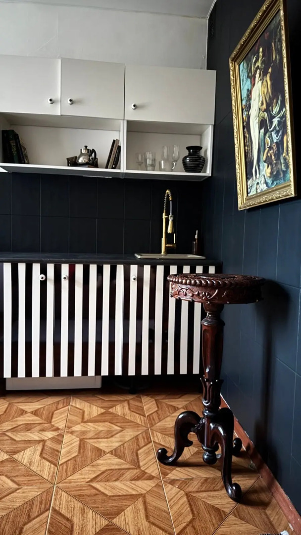 Квартира изысканная с авторским искусством пешком до Красной площади