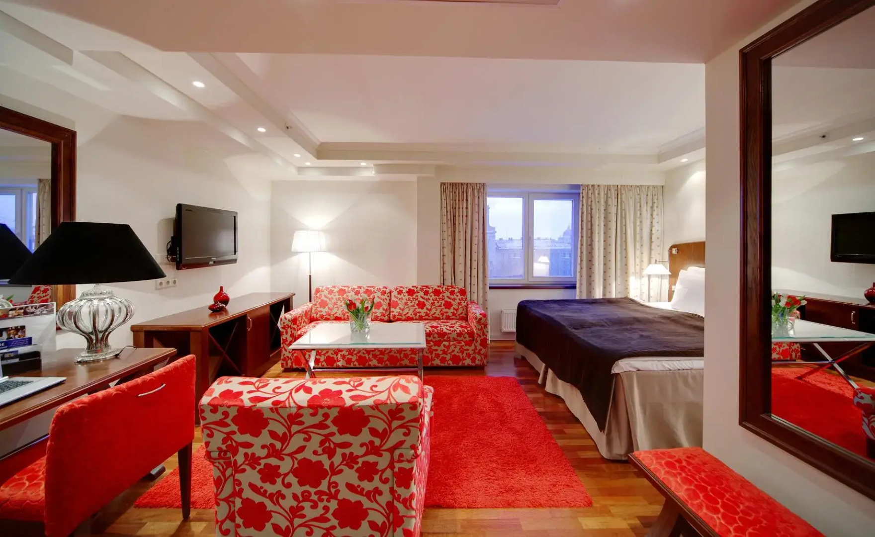 Cosmos St.Petersburg Olympia Garden Hotel