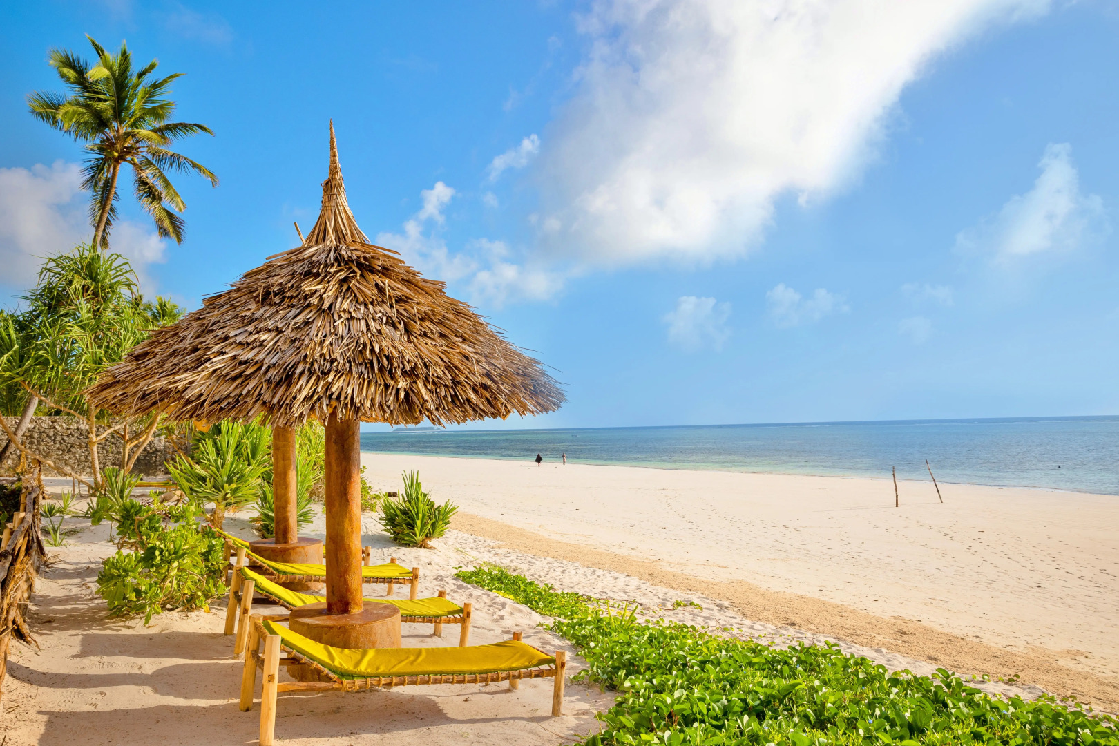 Отель AHG Sun Bay Mlilile Beach