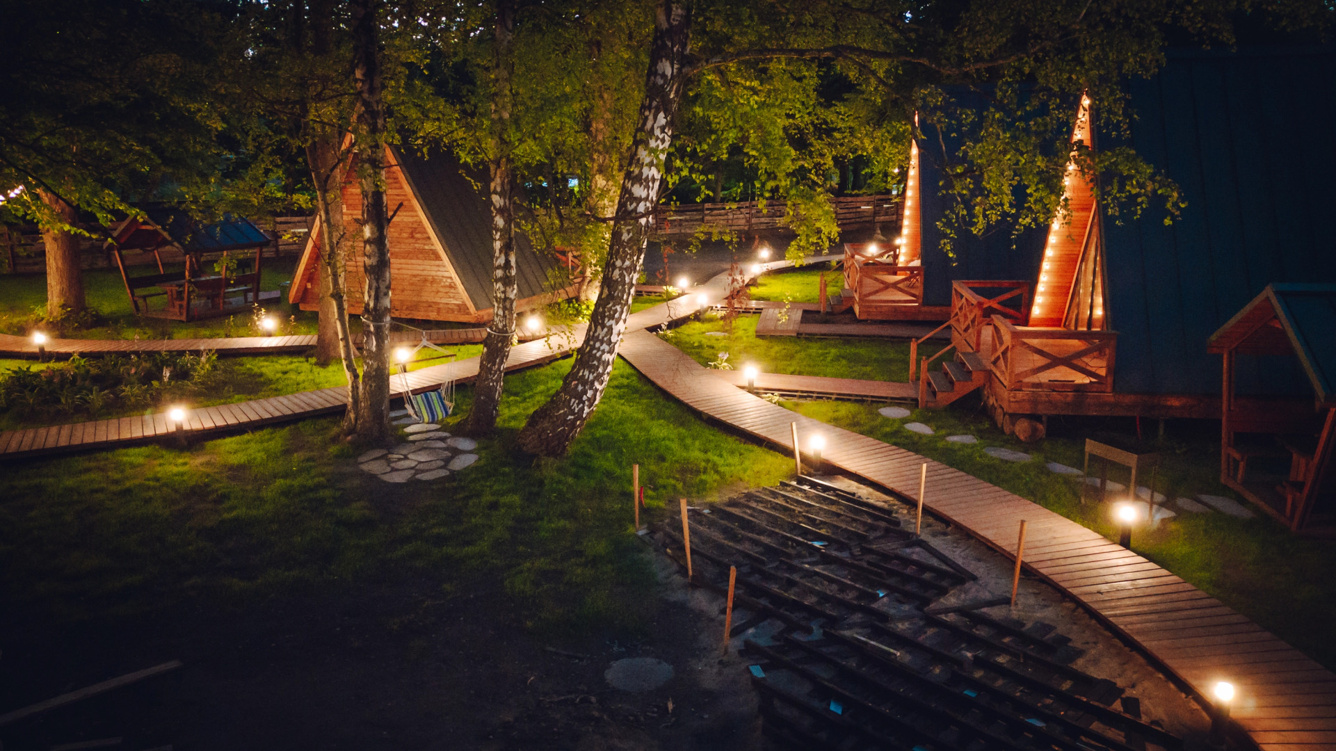 Глэмпинг Шалаш