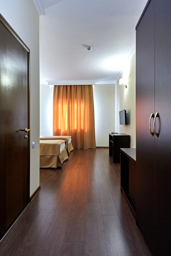 Отель Мелитон