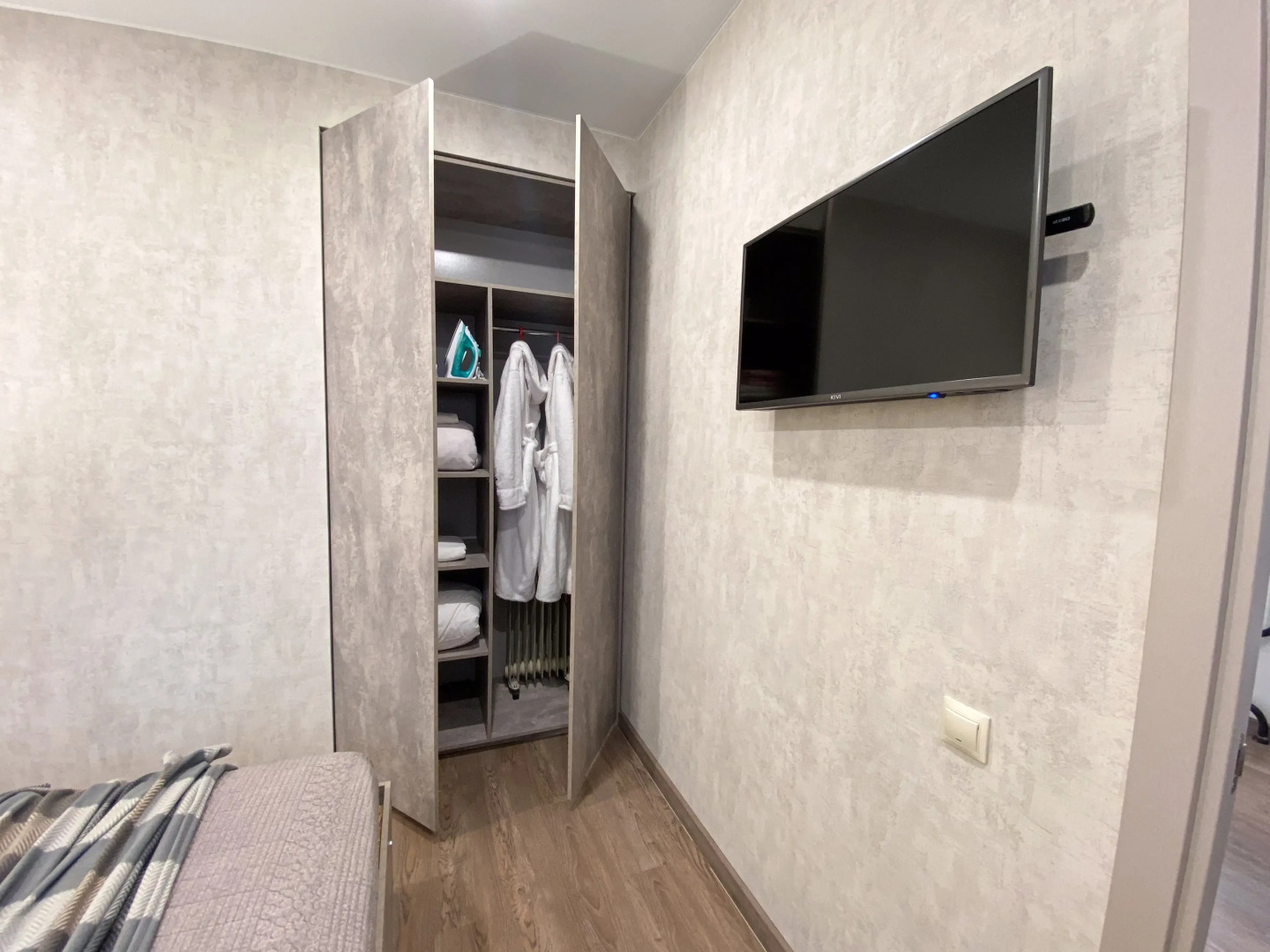 Апартаменты в ЖК Аквамарин у ТЦ Аквамолл 1307