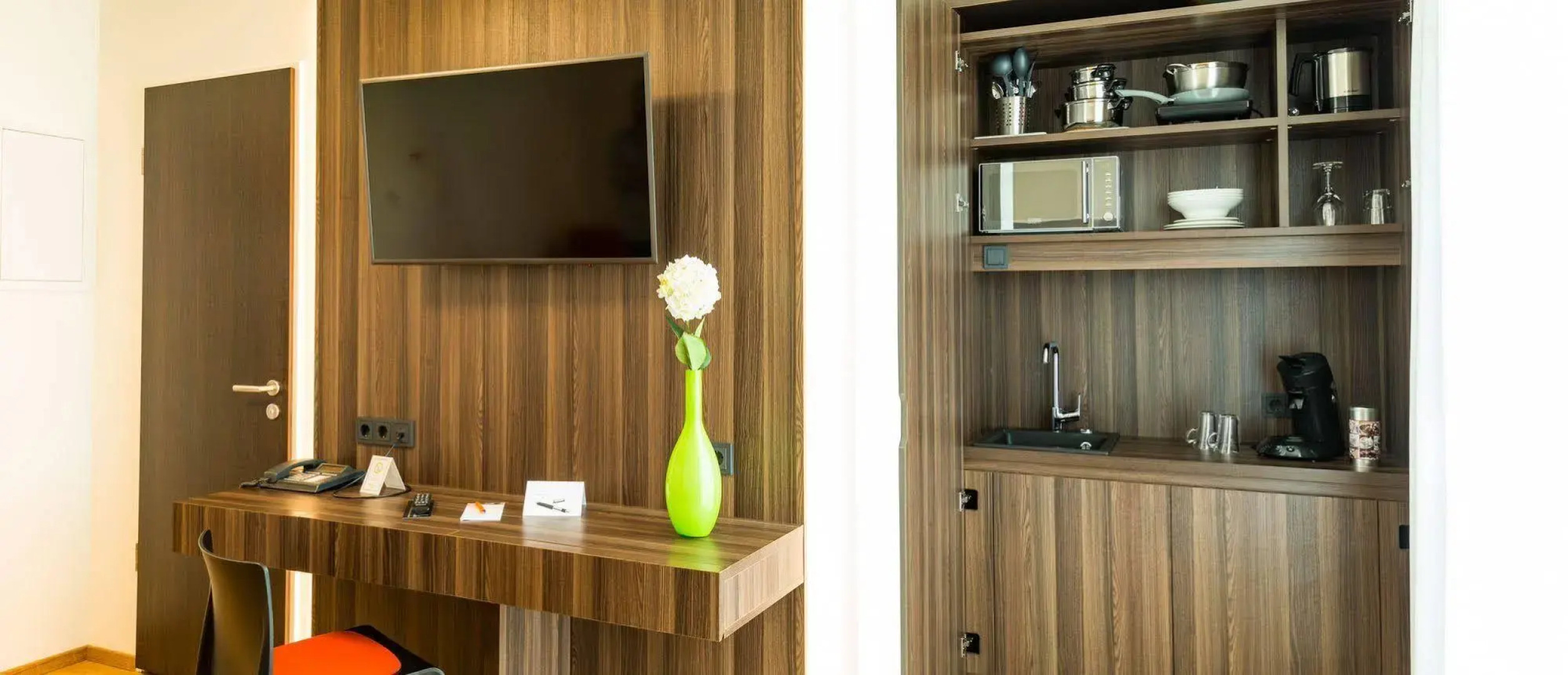 Отель SevenDays BoardingHouse