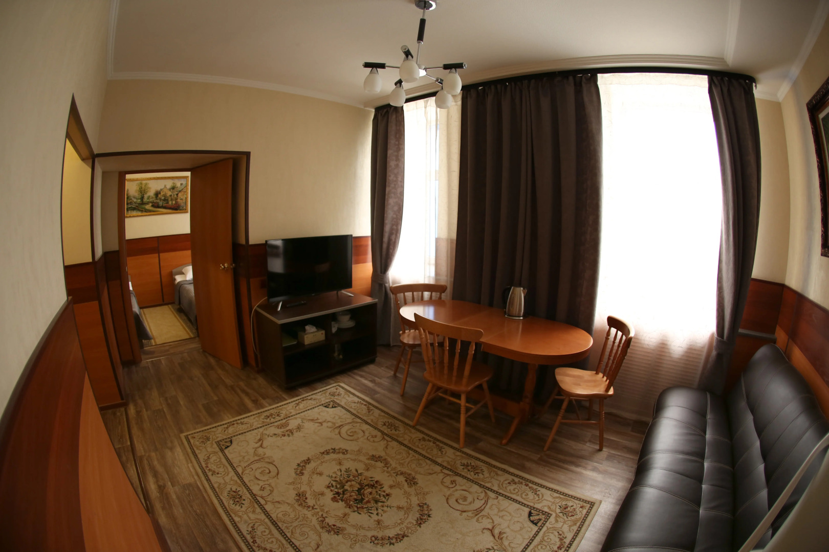 Отель Монерон