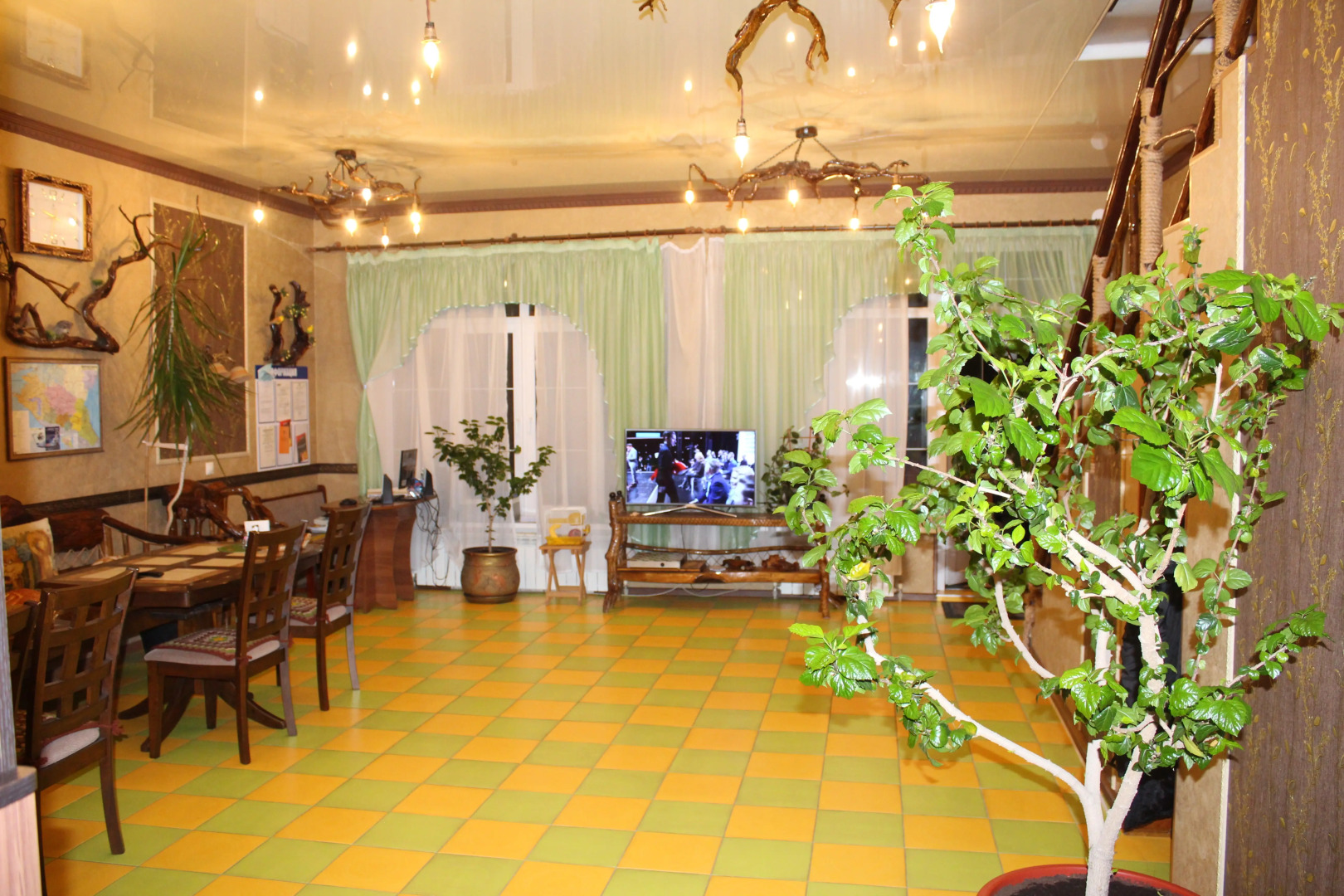 Меблированные комнаты У Друзей