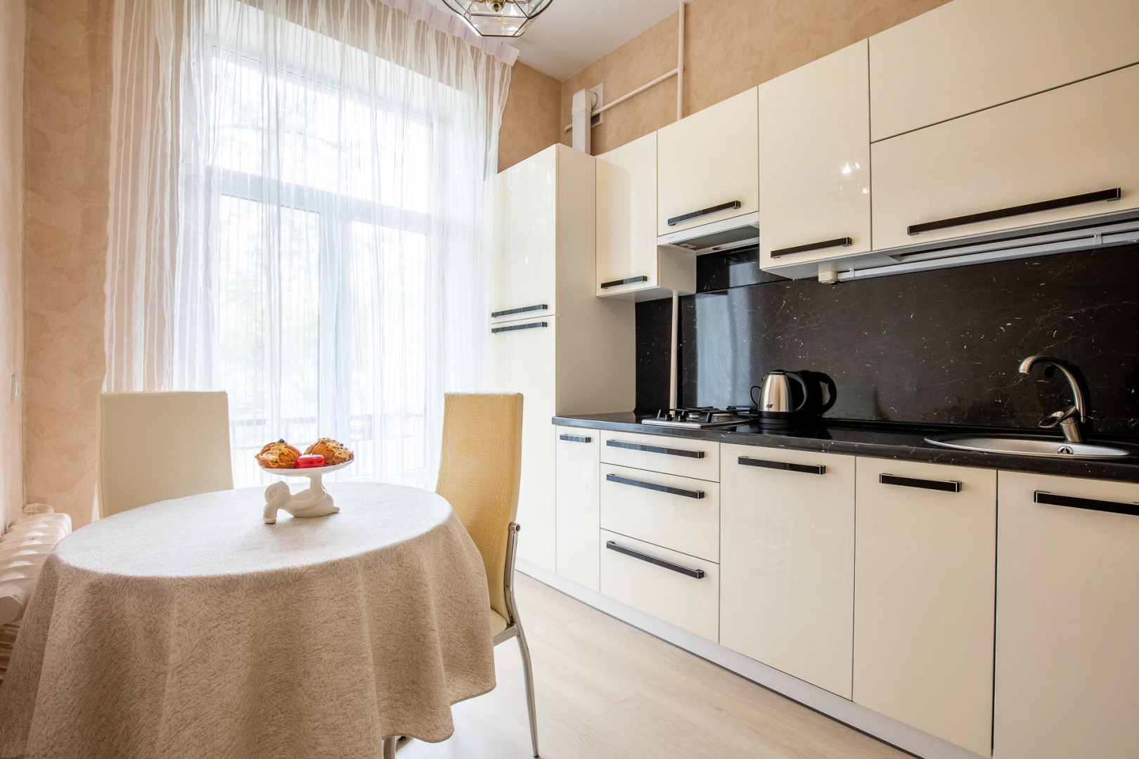 Апартаменты на Карла Маркса 27