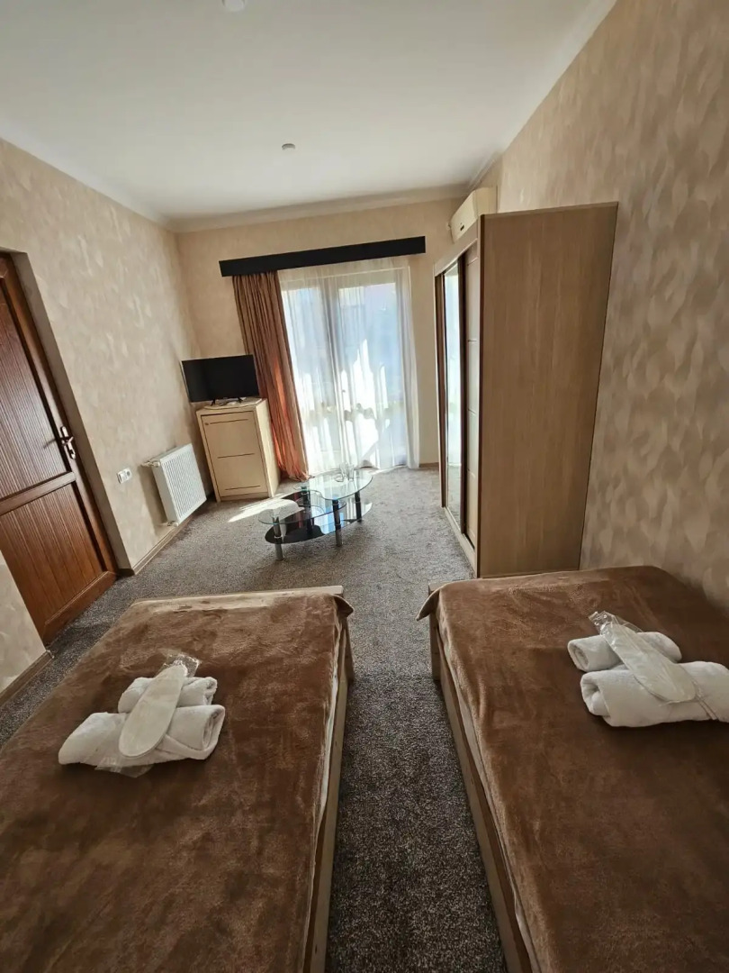 Отель Данисимо