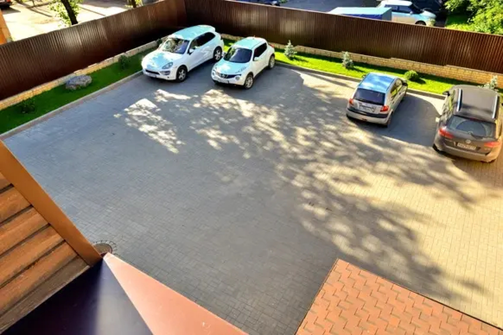 Отель Старый дворик на Мопра