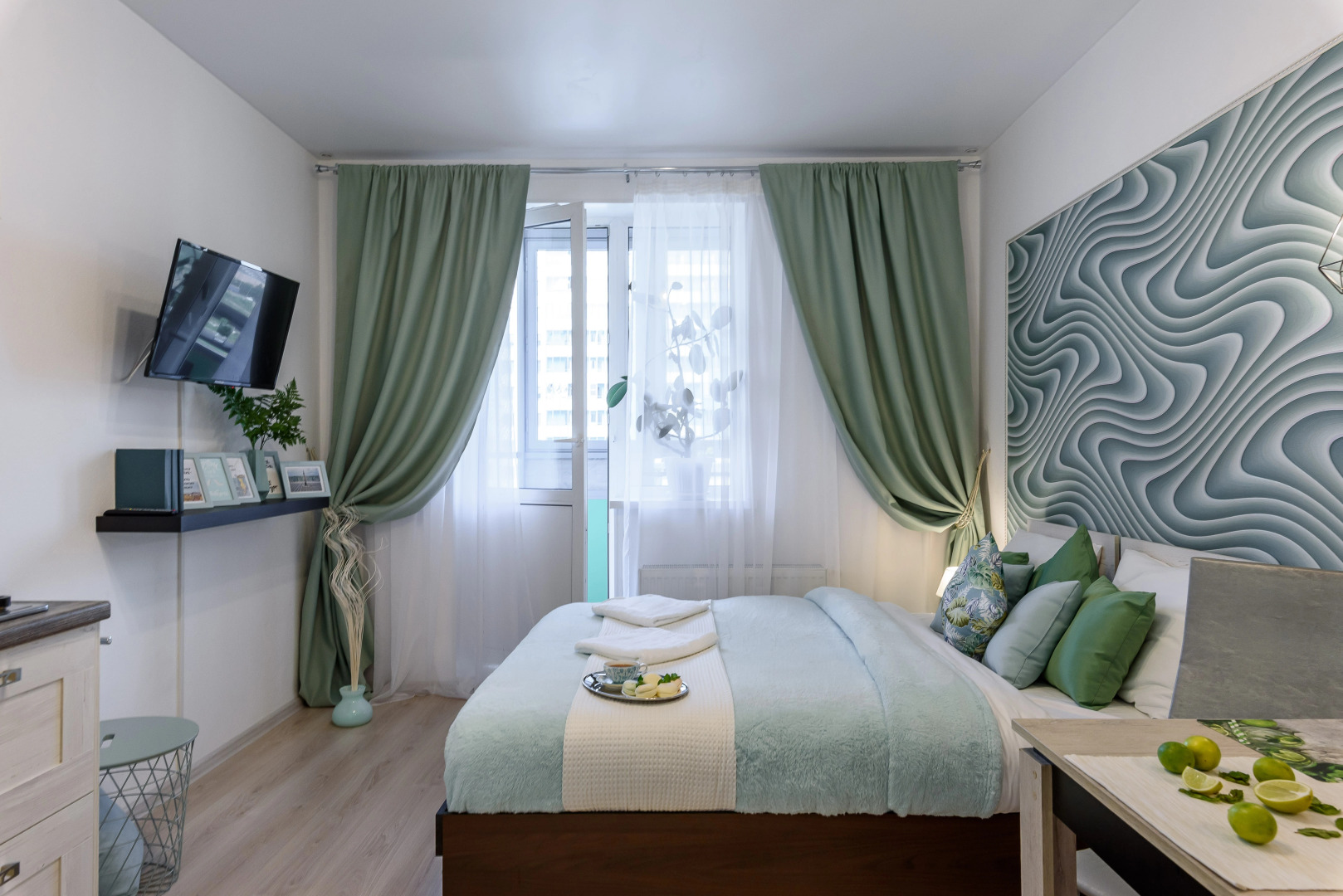 Апартаменты Voyage Lime Style на Парашютной 42/2