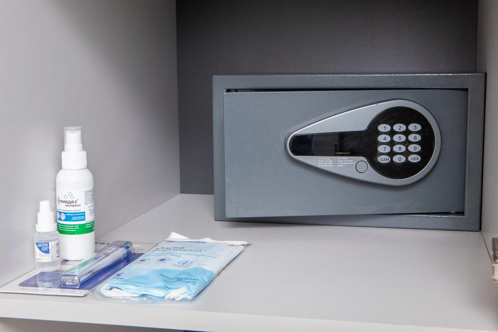 Апартаменты 4Кайф Kristall Apart с видом на море