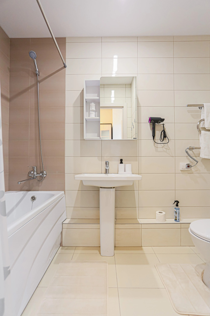 Апартаменты У нaс лучше, чeм дoма Sanset Героев Донбаса 10 кв 274