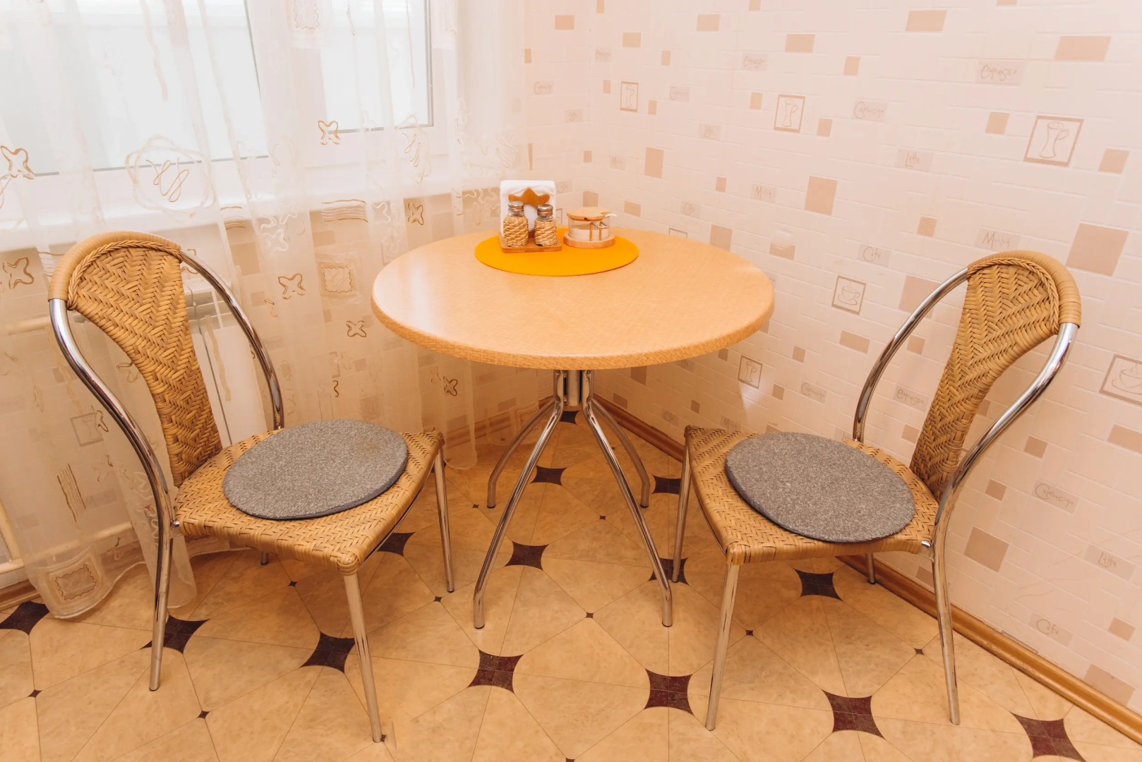 Апартаменты Кузнечная 82