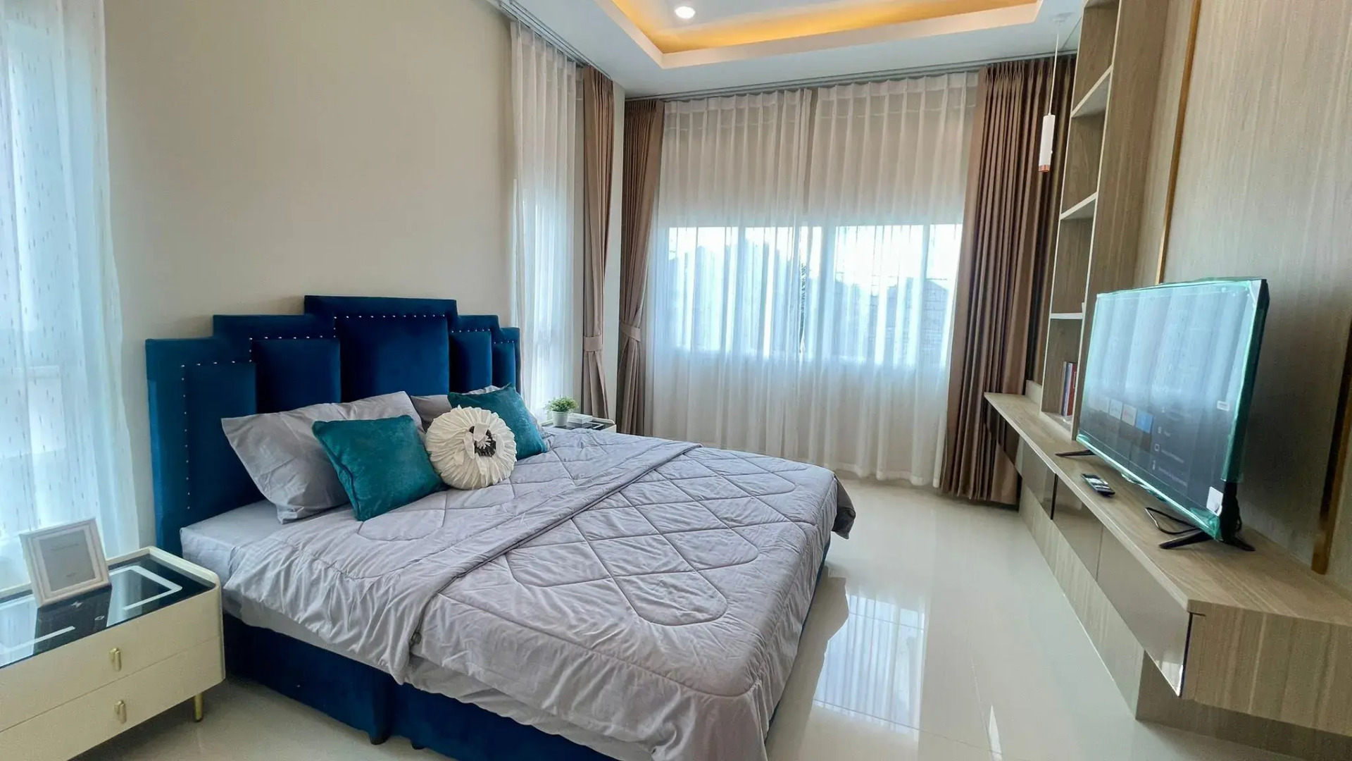 Вилла Дом с бассейном