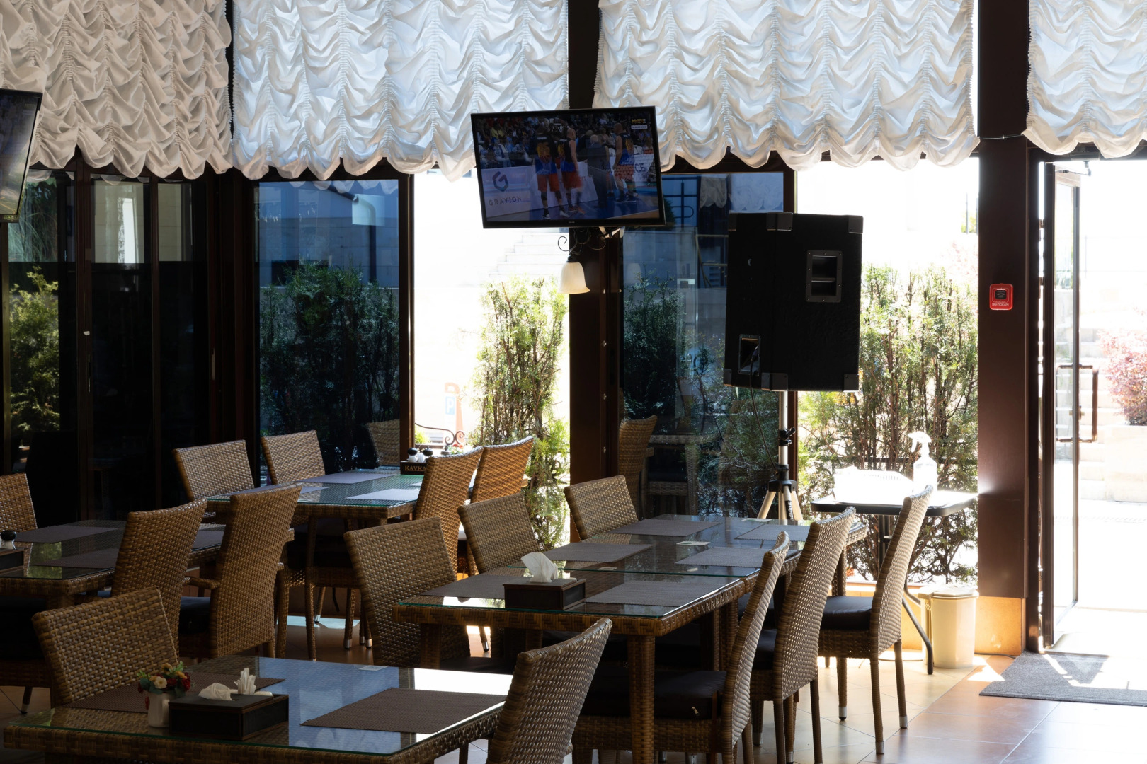 Отель Кавказ