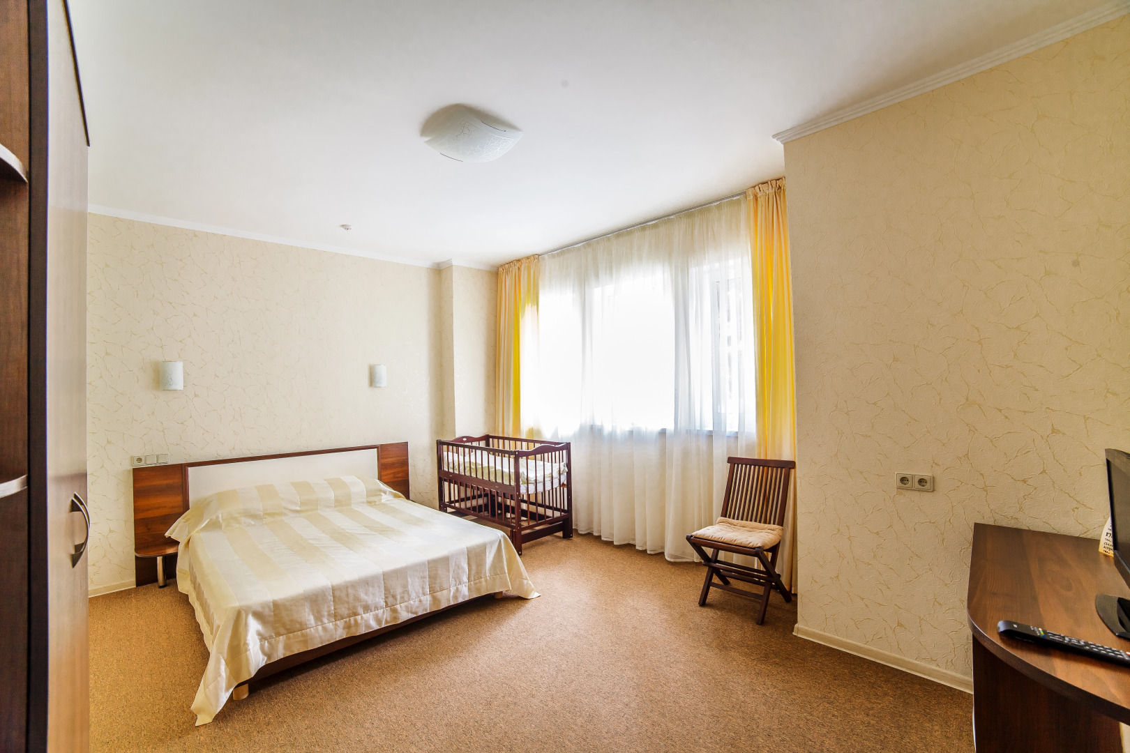 Отель Равенна