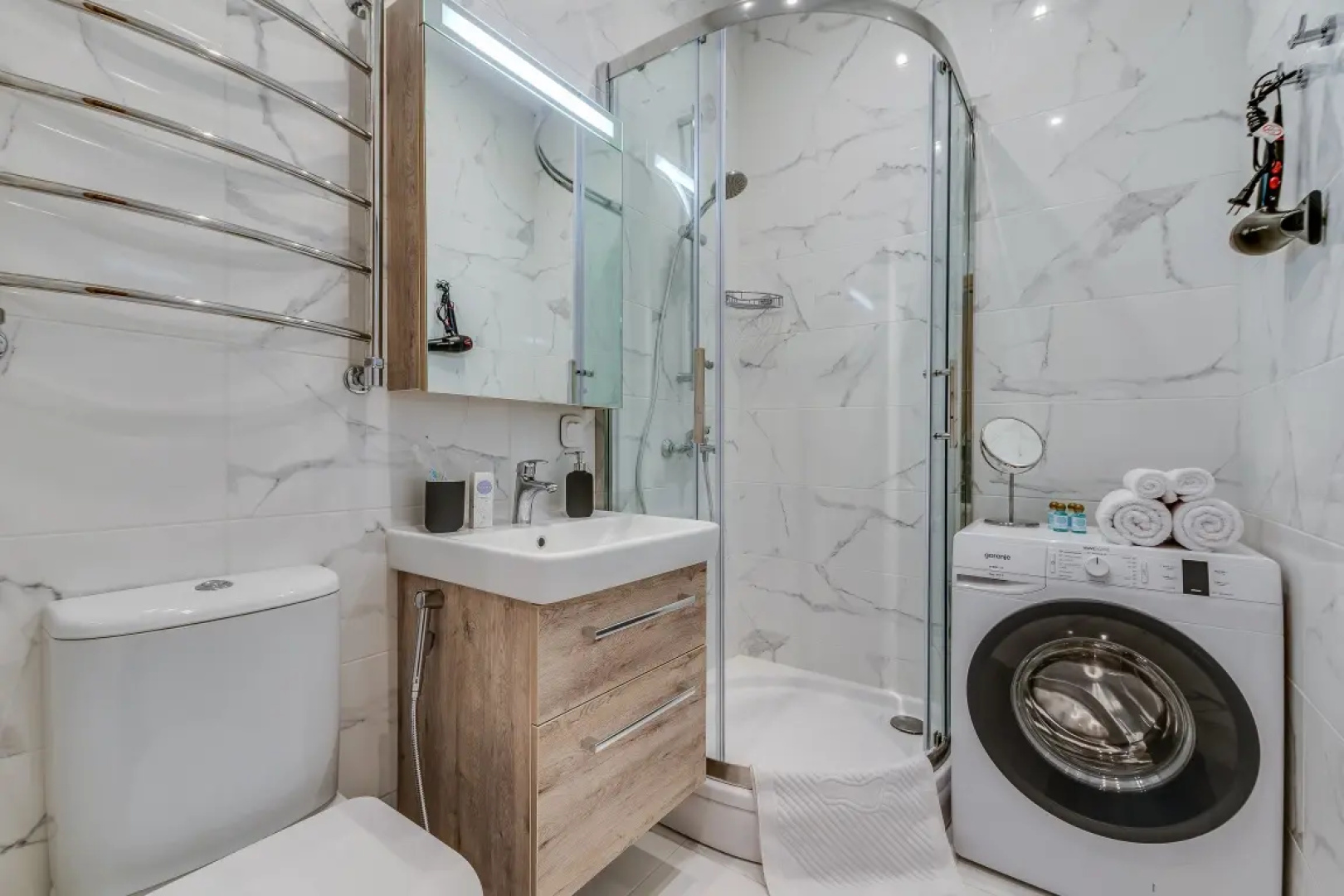 Апартаменты Комфорт с Видом на Город Business Apartments