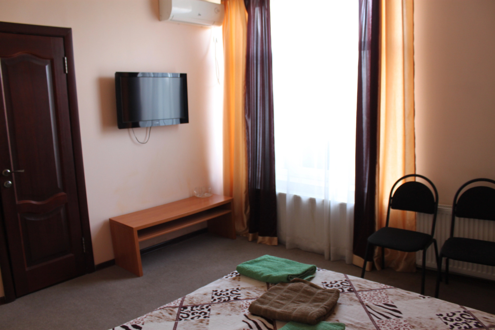 Отель Ягуар