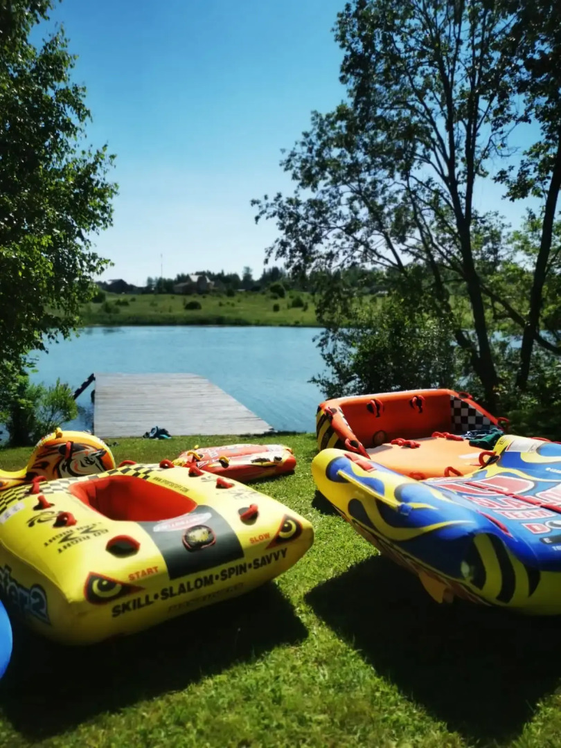 Частный дом коттедж с пятью комфортабельными спальнями