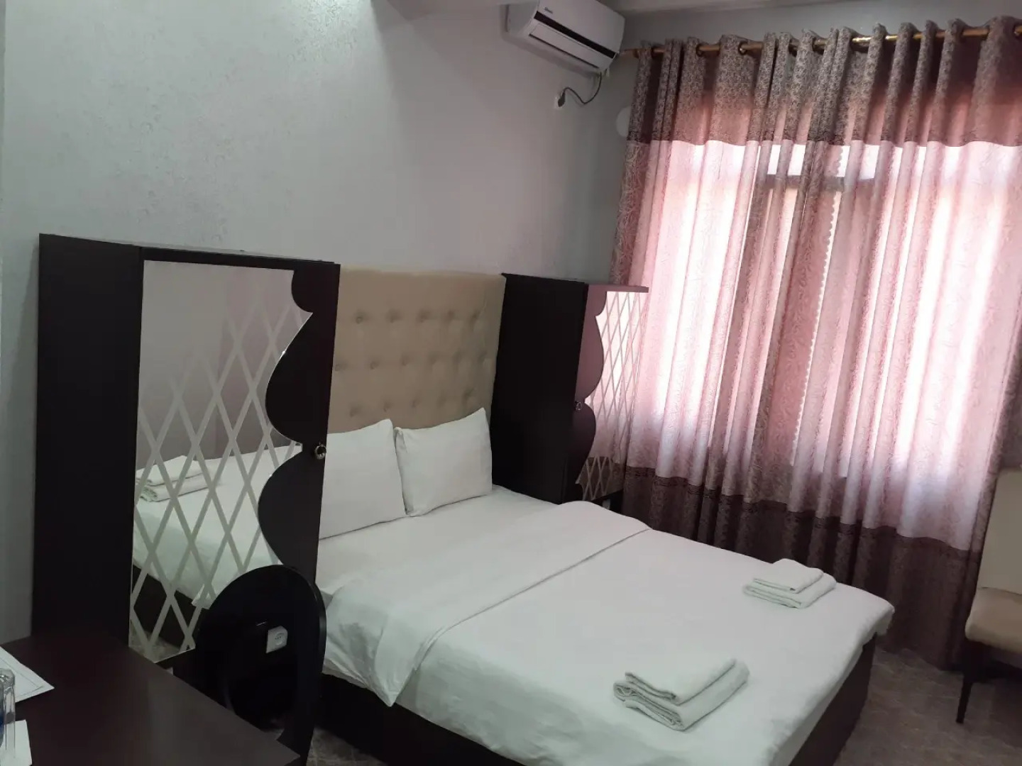 Отель Khujand Star