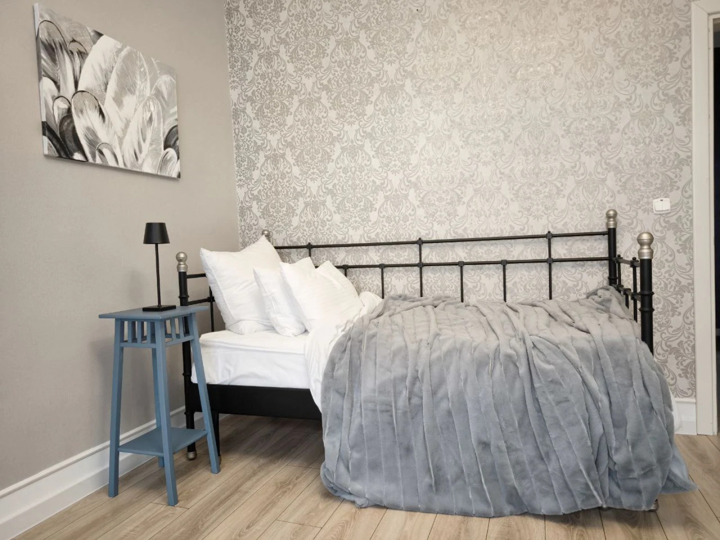 Квартира в центре у парка Луизы