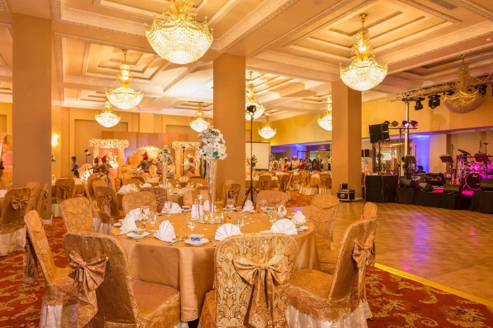 Отель The Grand Kandyan