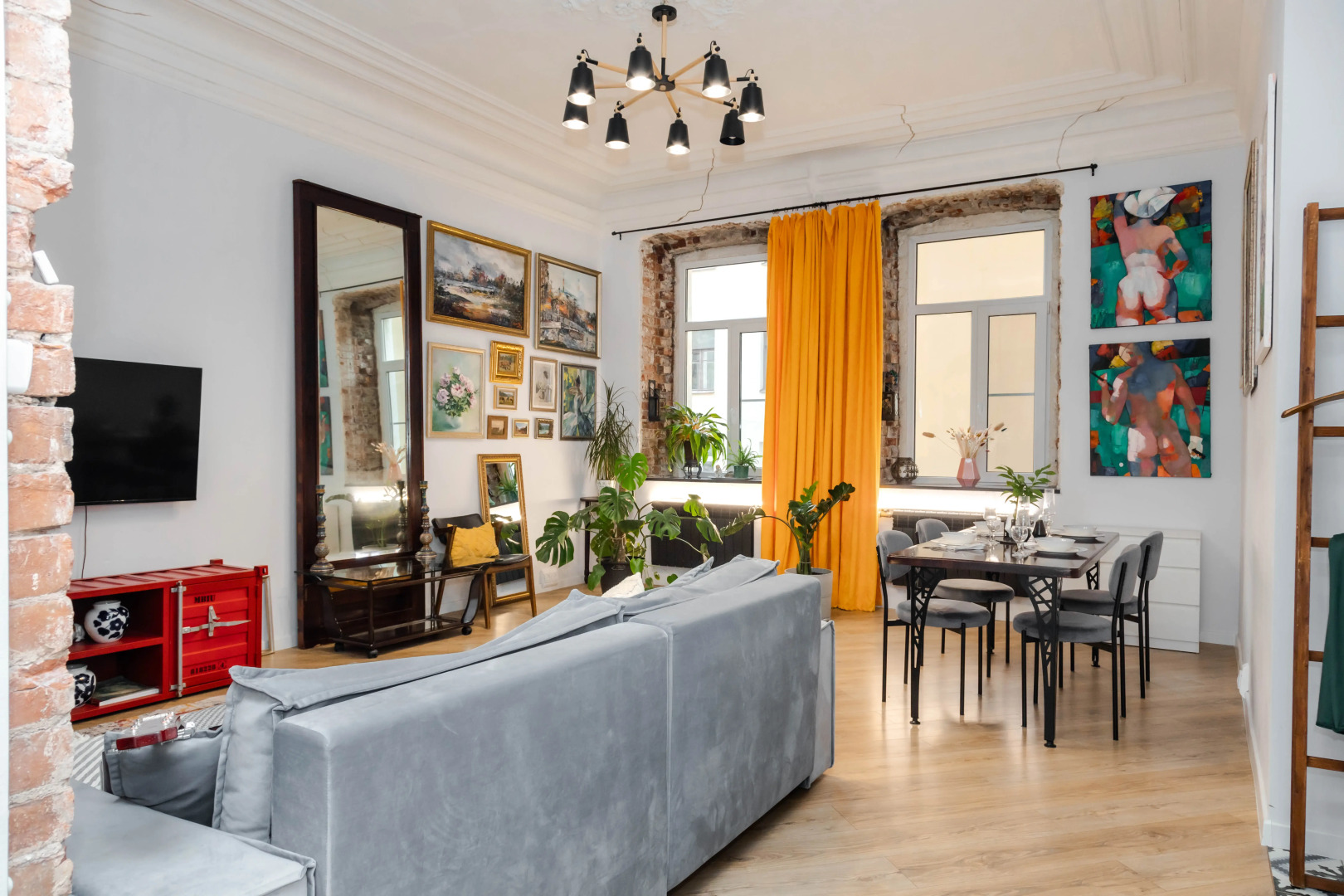 Апартаменты Sergeew Apartments Премиум у Мариинского театра для ценителей искусства