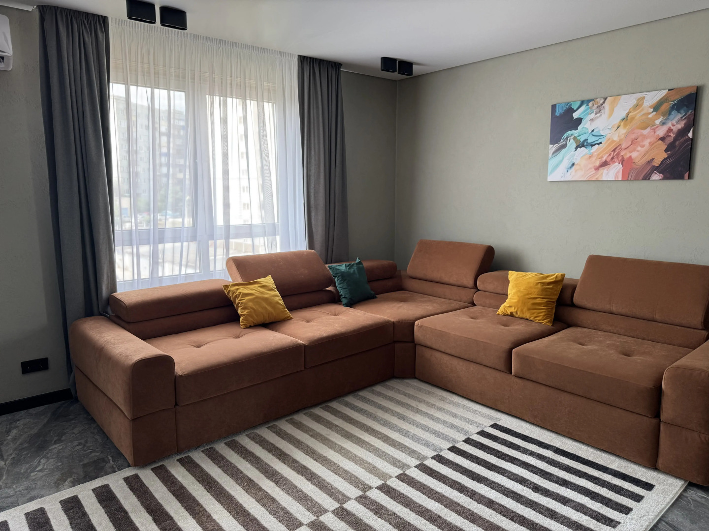 Квартира уютная 2х-к с дизайнерским ремонтом в ЖК Апарт