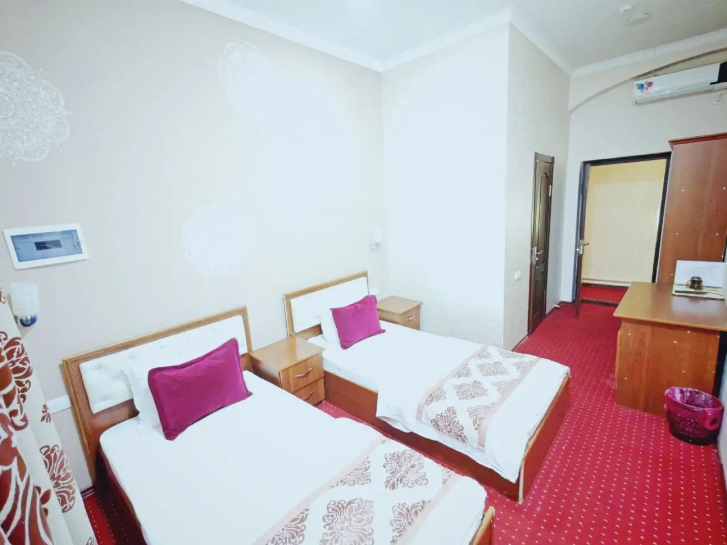 Отель Art Vesta