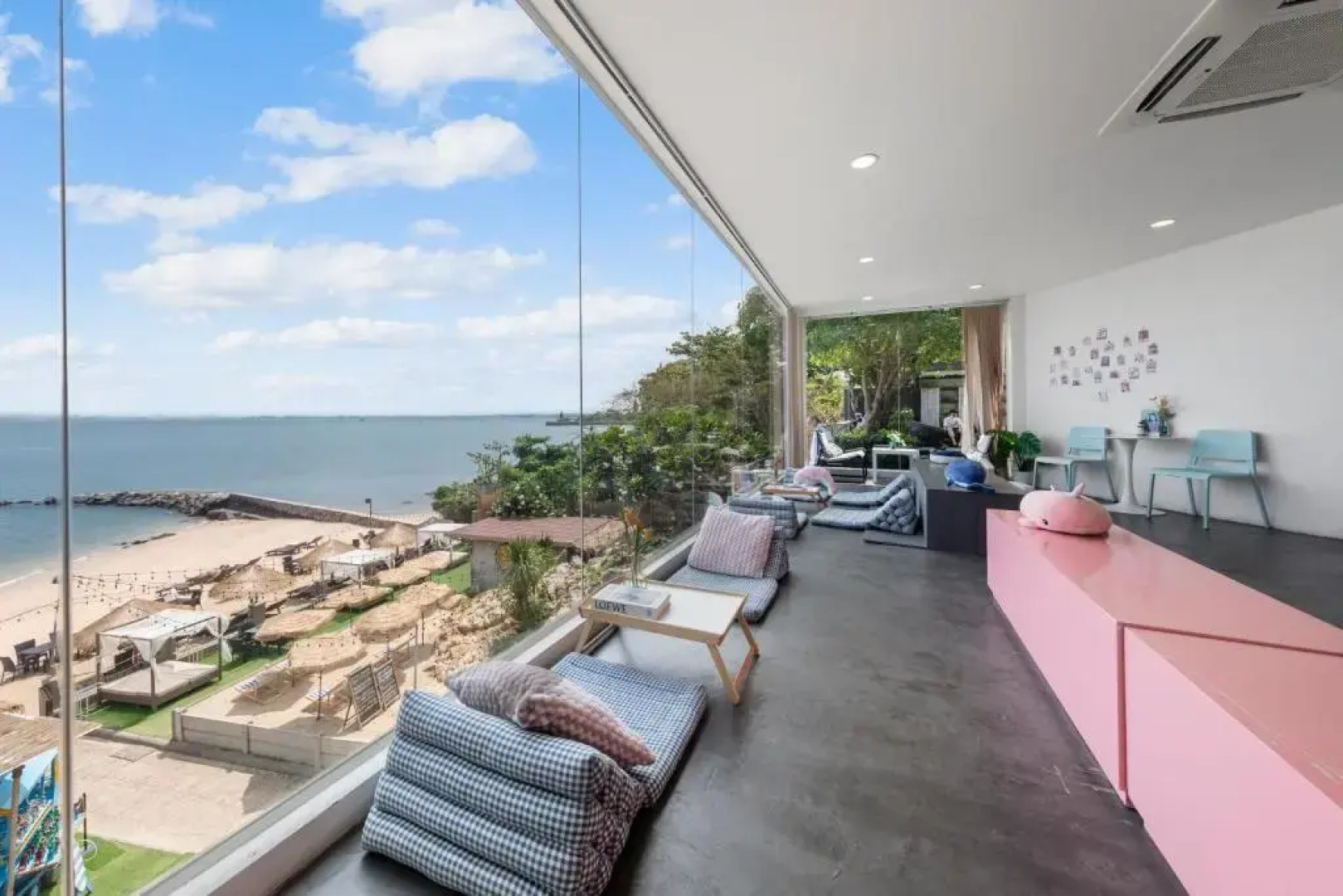 Курортный отель Golden Tulip Pattaya Beach Resort