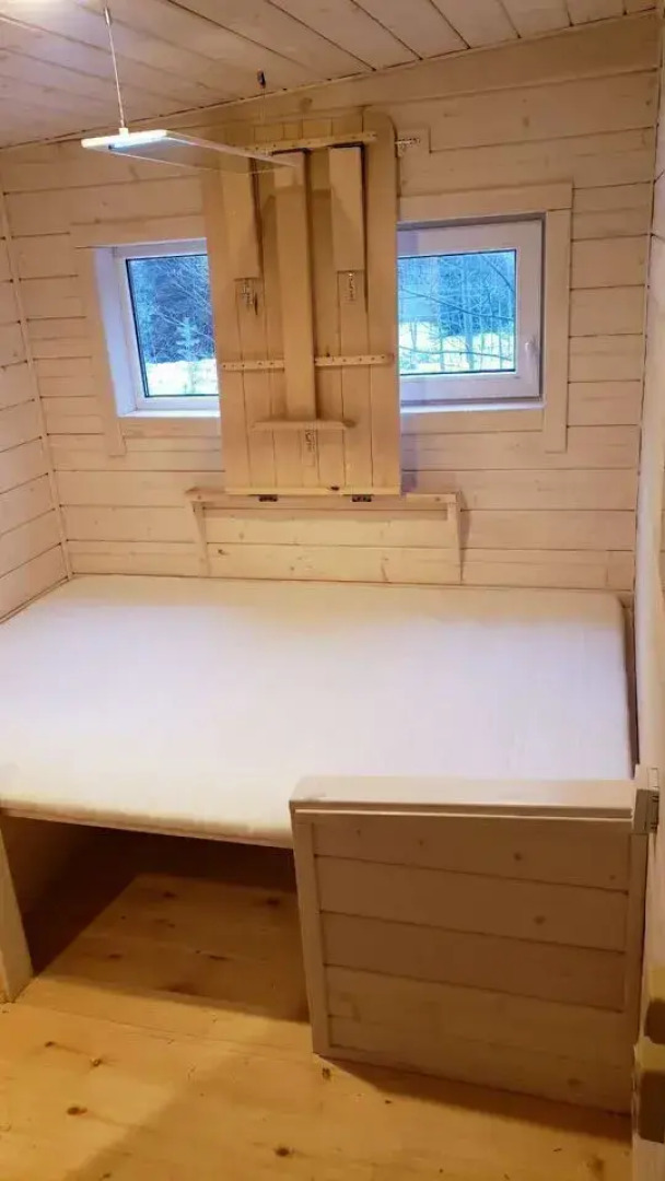 Частный дом Lux 130 кв.м в сосновом лесу на берегу озера в Рощино