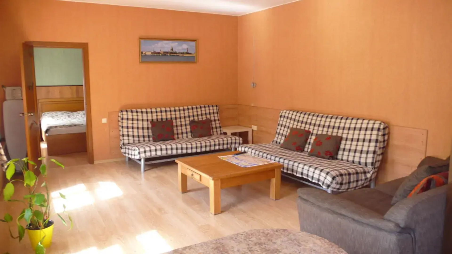 Апартаменты на Исаакиевской