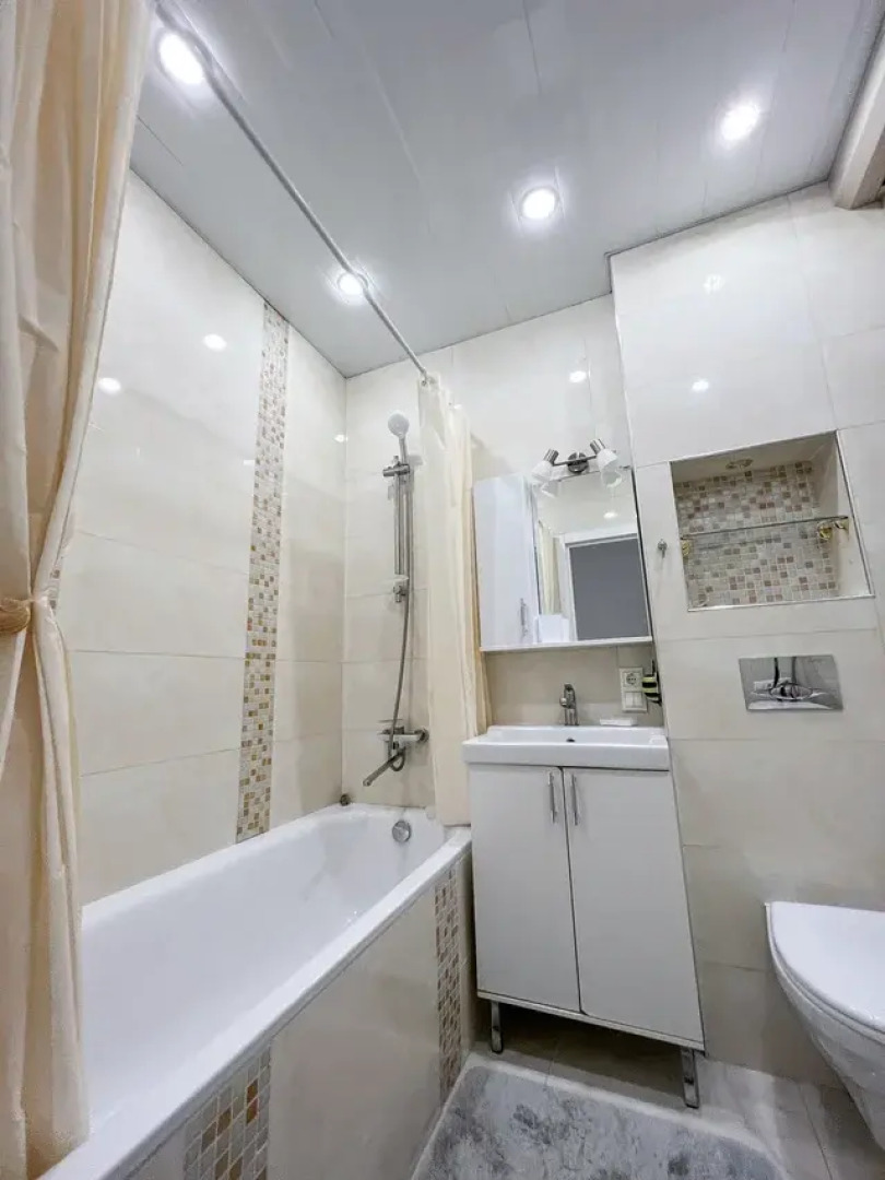 Апартаменты Квартира AlexHome РП Свердловский Алексея Короткова 1