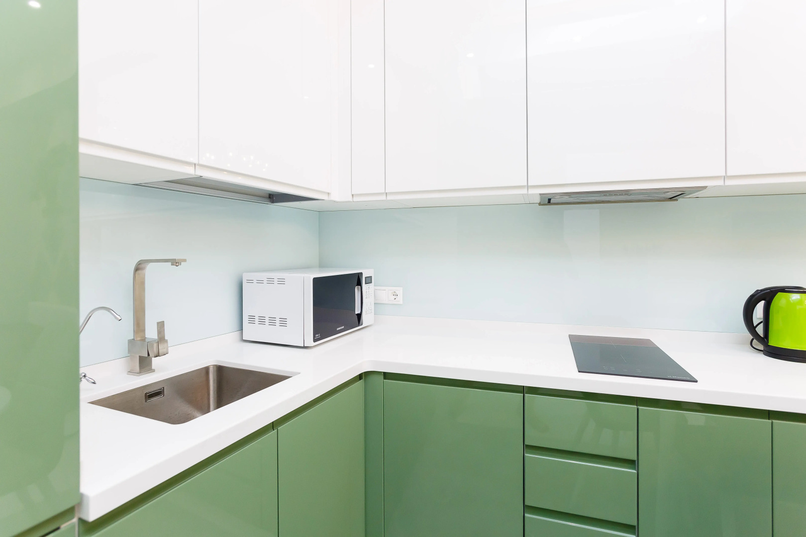 Апартаменты Альфа Гэлакси 8