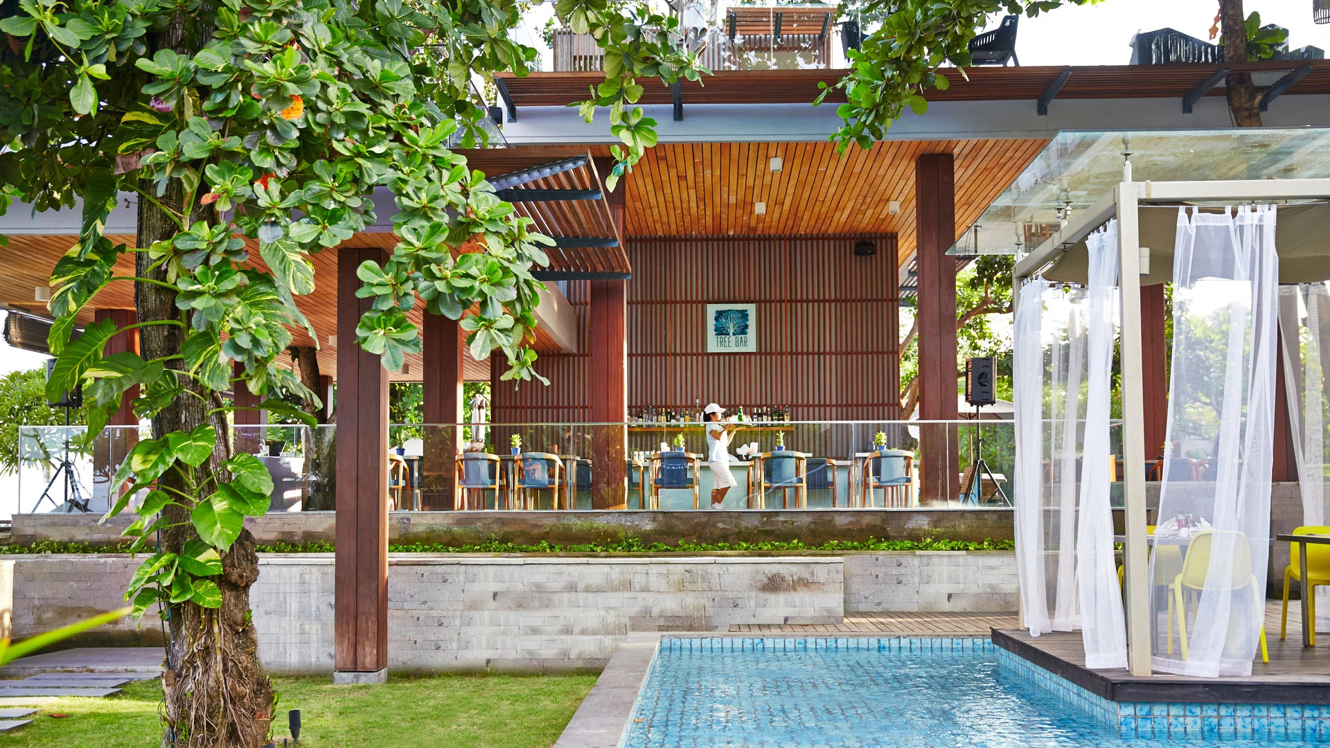 Отель Maya Sanur Resort & Spa