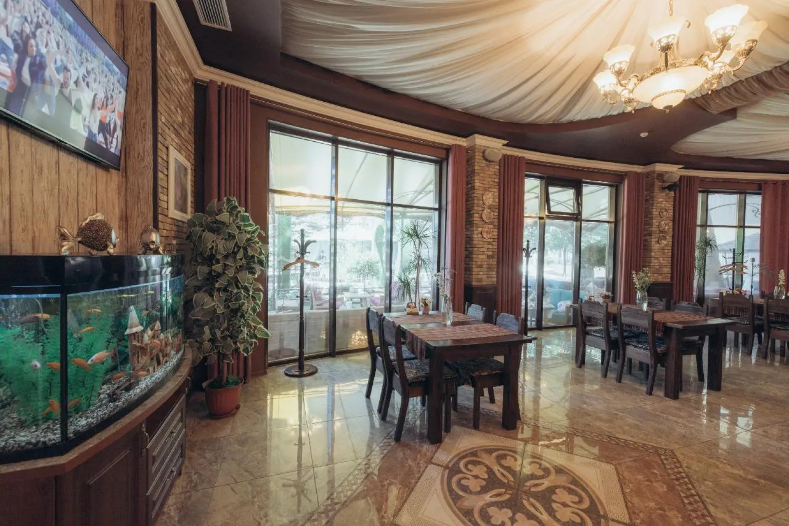 Отель Даяна